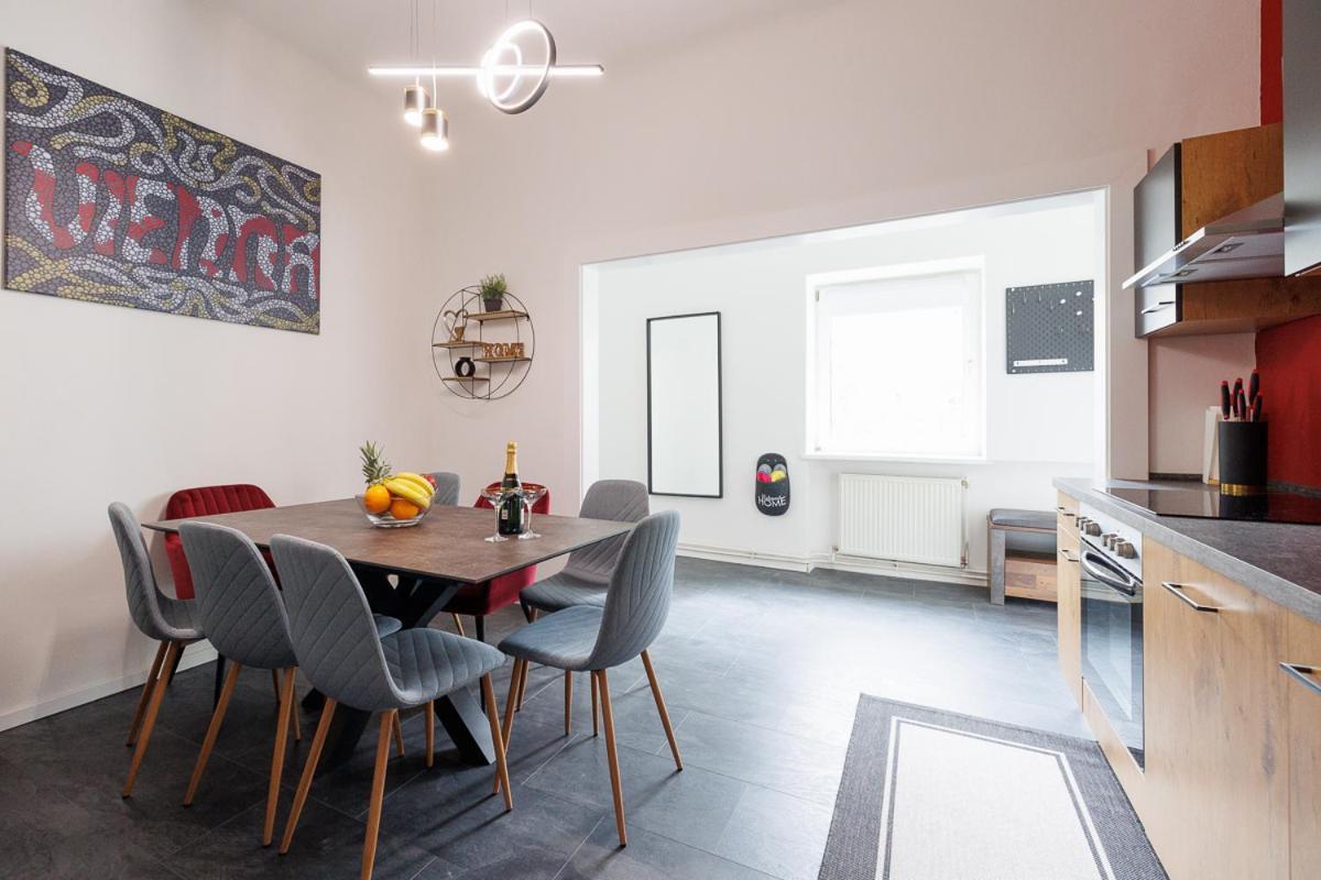 New Shalalaliving Vienna Spacious Home For Family & Friends Exteriör bild